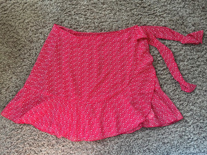 FOREVER 21 Skirt Womens Teen Size M Medium ~ Red Dot print ~ Wrap Mini Micro
