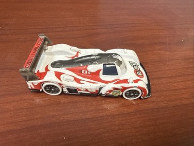 Mattel TurboRoki HO Scale Slot Car White w/ Red Flames, Model 3655 EAA (1999)