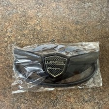 2010-2016 Hyundai Genesis Black Wing Emblem Badge Replacement 2010-2016 Hyundai Genesis Black Wing Emblem Badge Replacement