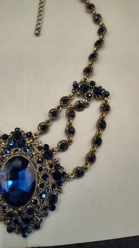 Vintage Blue Sapphire Rhinestone And Gold Tone Statement Necklace Formal 21" - Picture 10 of 16