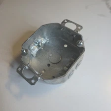 RACO 150 Octagon Box 1-Gang Galvanized Steel Gray, 4 x 1.5-In.