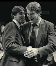 1983 Press Photo Brian Winters And Don Nelson Smiled At Halftime - mjc24530