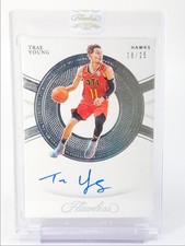 TRAE YOUNG 2019-20 FLAWLESS EXCELLENCE SIGNATURES BASE HAWKS AUTO /25 Q0004