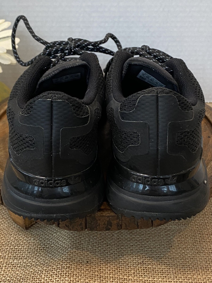 ADIDAS Originals ZX-750-HD SNEAKERS in Core Black Bright ADIDAS Originals ZX-750-HD SNEAKERS in Core Black Bright