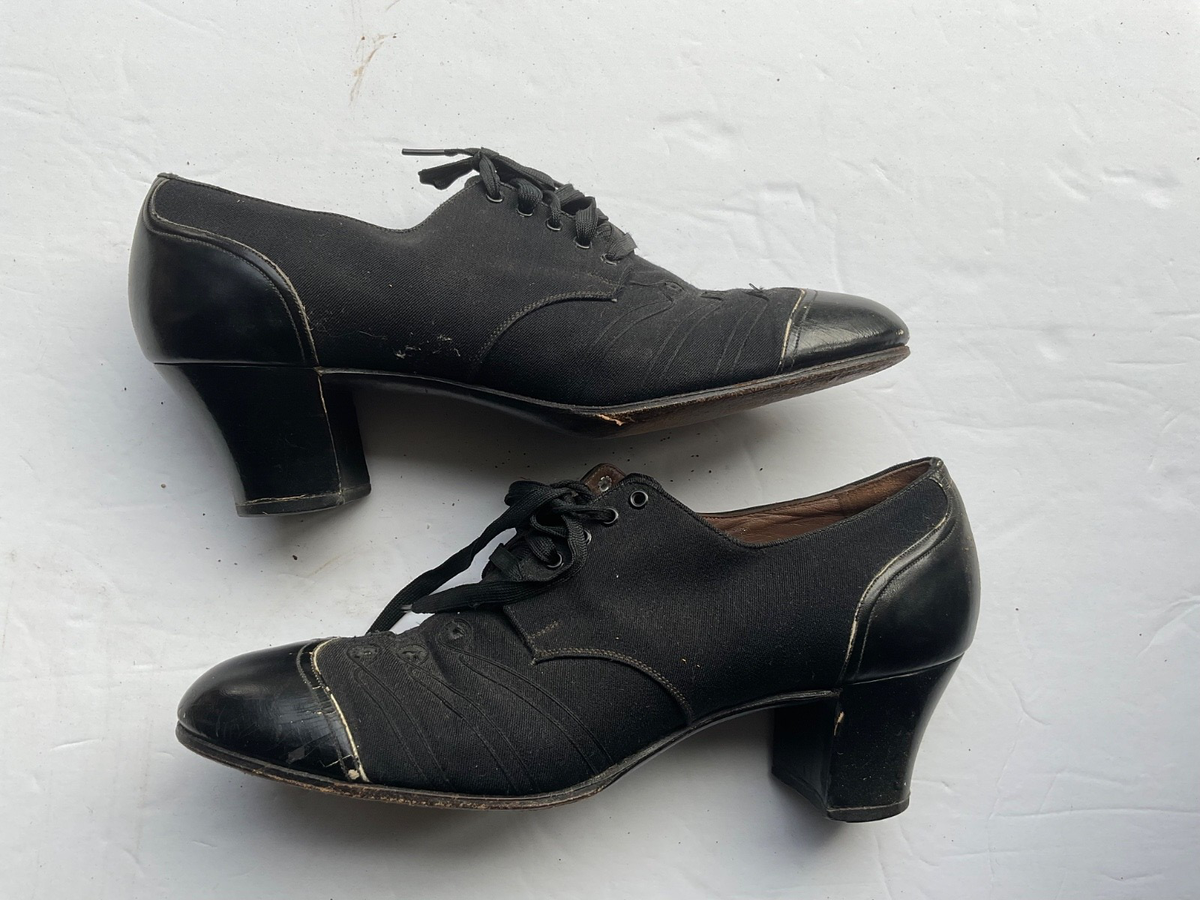 Vintage 1940's 50s Heels Shoes Black Lace Size