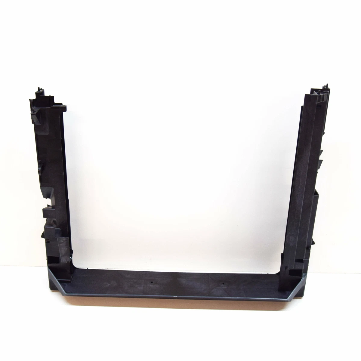 NEW BMW X6 E71 E72 LOWER RADIATOR SUPPORT HOLDER 17117631474 