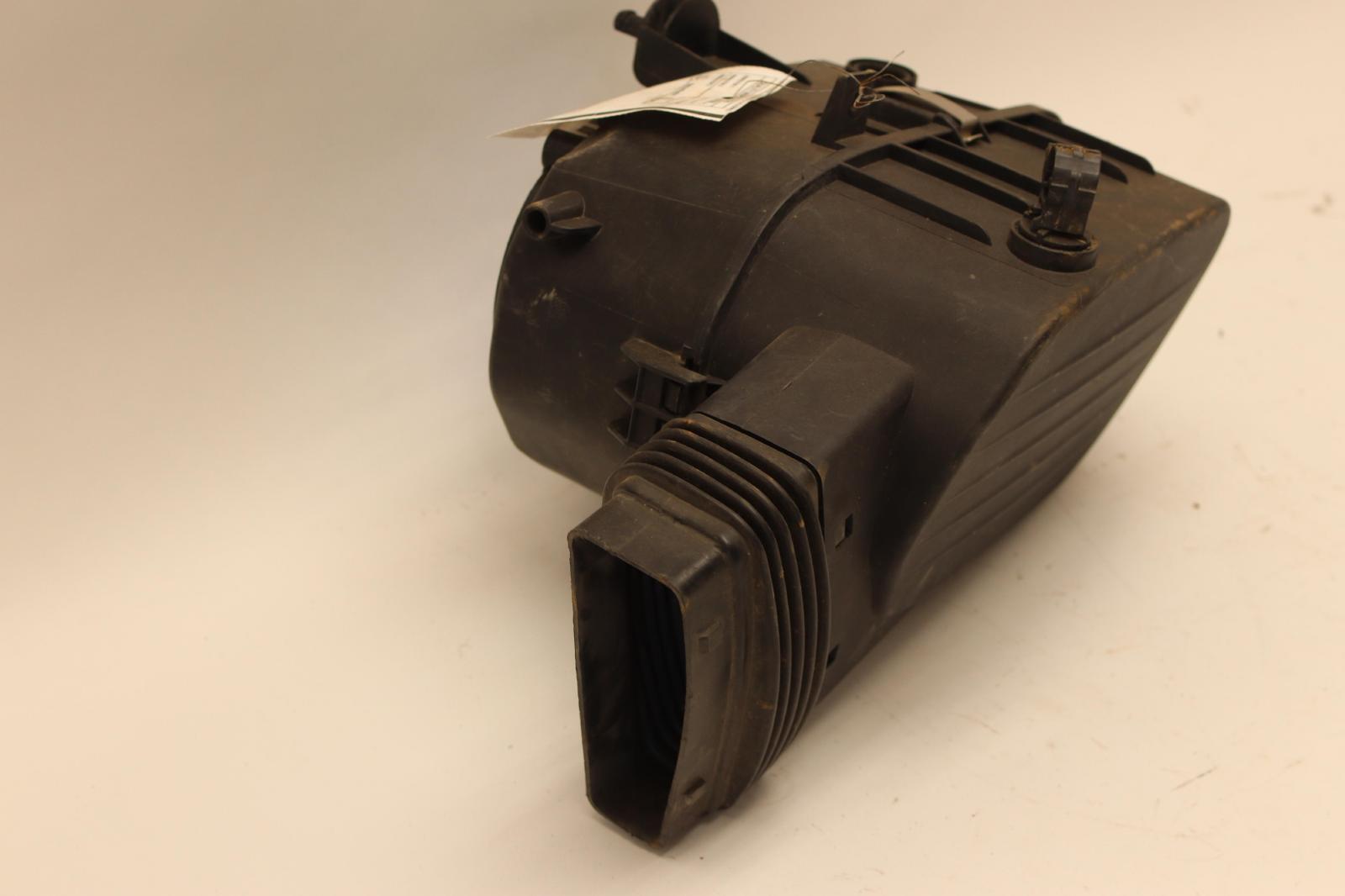 2014-2019 MASERATI GHIBLI 3.0L LEFT ENGINE AIR INTAKE CLEANER FILTER BOX OEM