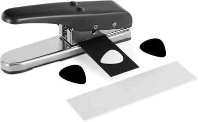 ROCKTILE Geniale Maschine, um aus alten Scheckkarten individuelle Plektren zu stanzen