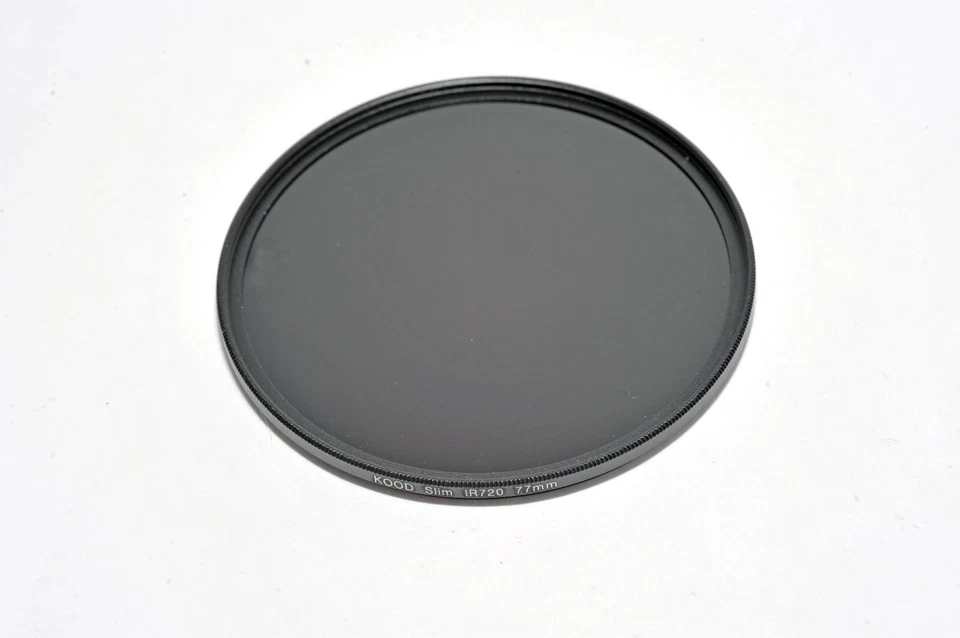 77mm Slim Ring IR720  Infrared Special Effects Filter 77mm Filter 720nm - Image 3 of 3