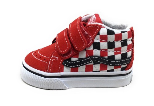 vans checkered mid