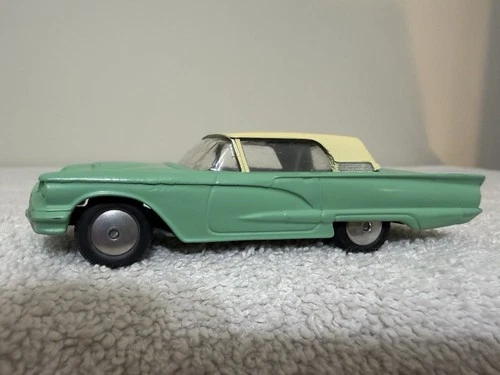 Vintage original Corgi # 214 Ford Thunderbird Minty No Box