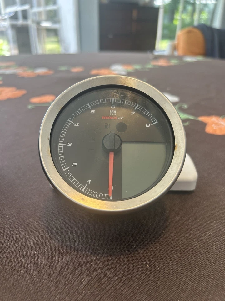 Velocímetro/tacómetro electrónico Koso HD-04 plateado Harley Davidson Sportster Foto 4 de 4