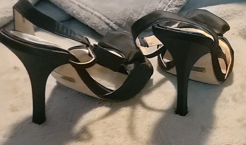 Badgley Mischka Size 7Black Floral And Pour Le Victoir Leather Brazil Heels Siz - Picture 10 of 10