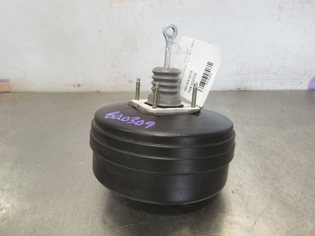 Maserati Levante Brake booster P/N 6700367043