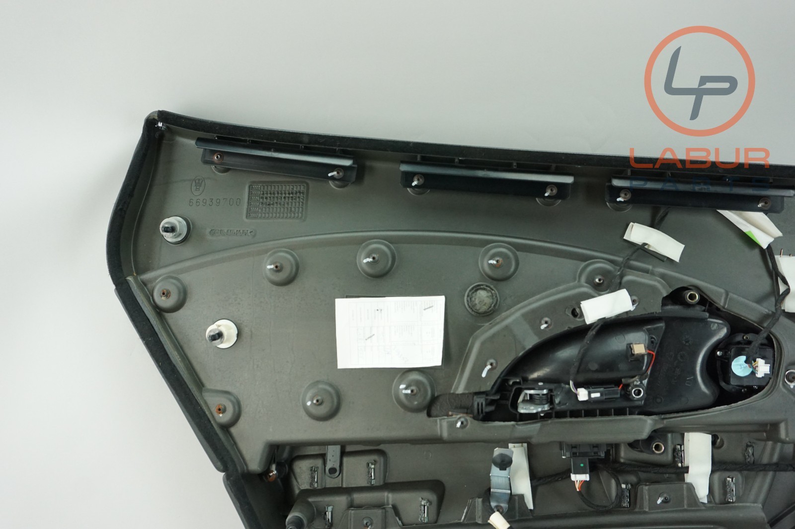 M139 03-13 Maserati Quattroporte Rear Right Passenger Side Door Panel Black D492
