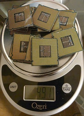 22-Pc Vintage Intel Pentium 4 / Celeron LGA CPU Processor Lot Untested