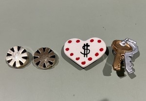 4 Pieces Button Covers for Women Realtor Keys Money Heart Gold Tone Accents