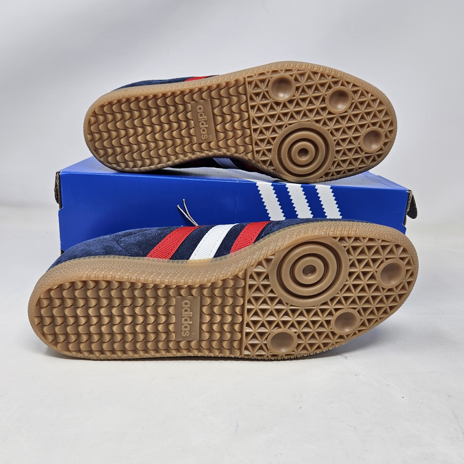 Adidas Samba OG x FIFA World Cup 26' 'Indigo Scarlet' / IH6828 / Men's Size 5 image 3
