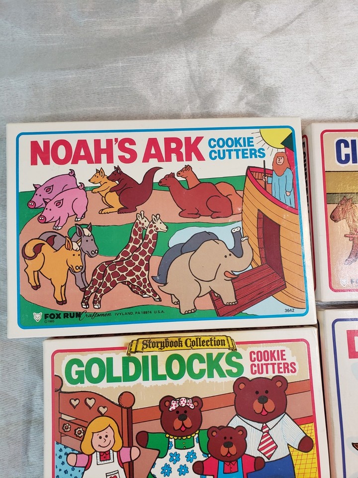 Lot Of Vintage Metal Cookie Cutter Box Sets Cinderella Dinosaurs ...