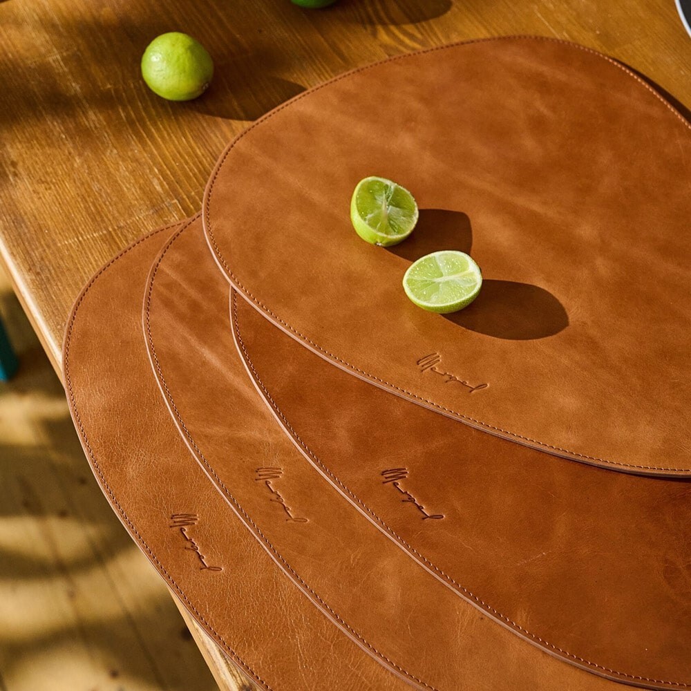 4 esteras de mesa de cuero triangulares Mergel estera de mesa bicolores marrón oscuro/ceja clara