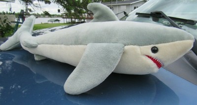 steiff shark