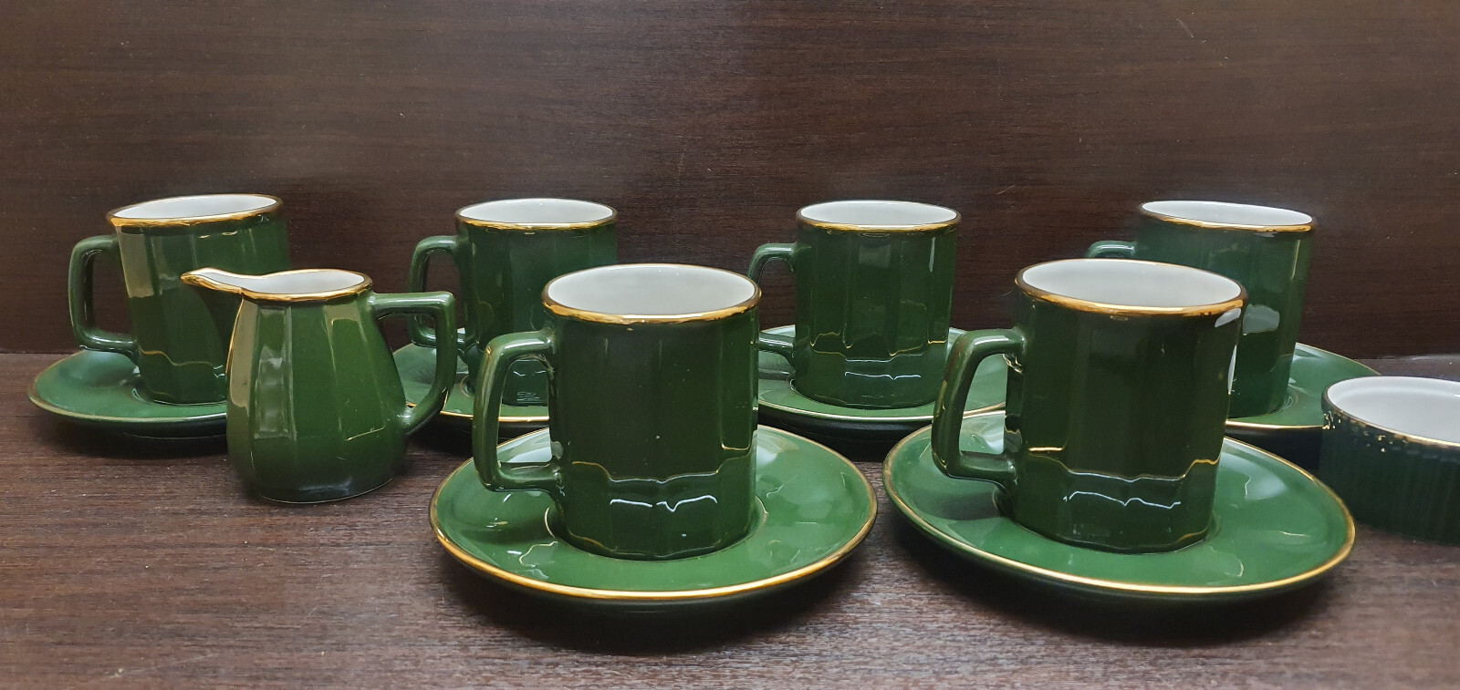 6x Apilco Green and Gold Bistro Style Tea / Coffee Mugs with saucers eBay