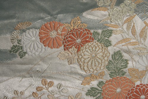 Vintage Japanese silk brocade obi fabric handwoven silver gold foil floral 5 - Picture 13 of 23