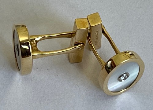 Tiffany & Co 18k Mother of Pearl and Diamond Cufflinks - Picture 5 of 7