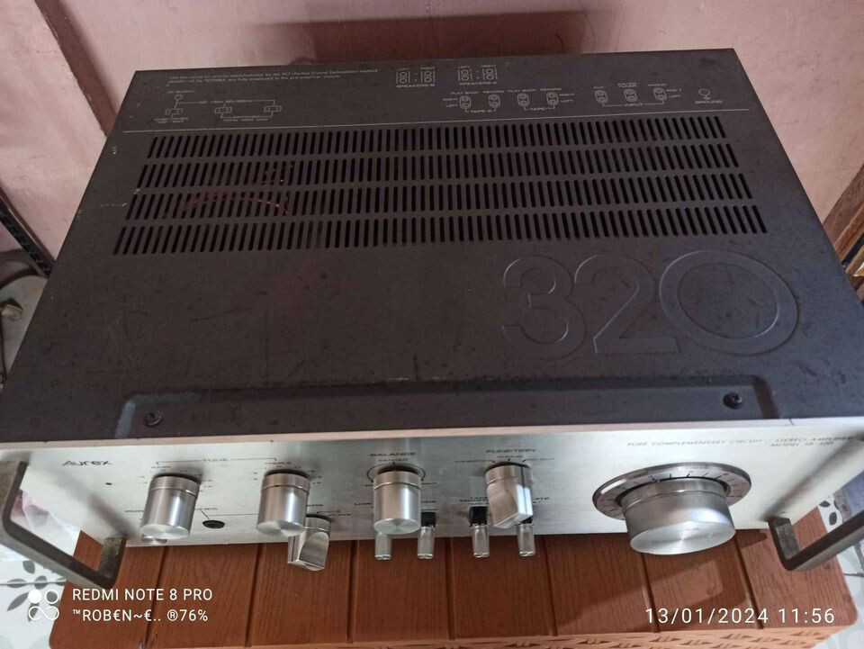 USED TOSHIBA AUREX SB-320 AMPLIFIER VINTAGE RETRO AUDIO SOUND MADE