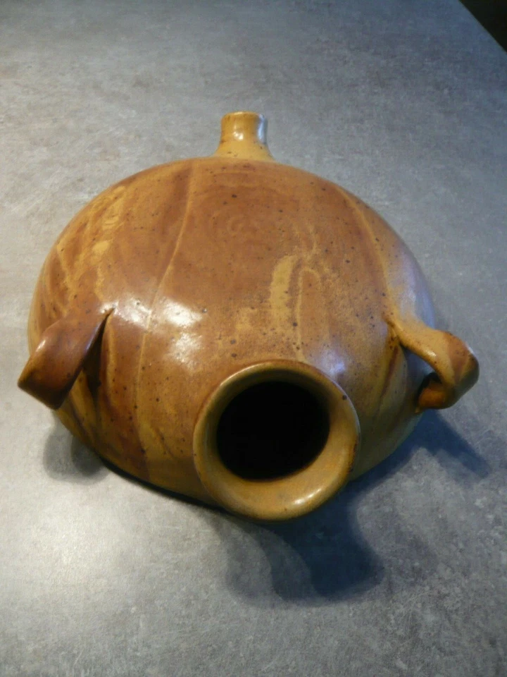 ANCIENNE POTERIE CHEVRETTE PLATE - Hauteur 34 cm -  - Photo 3/4