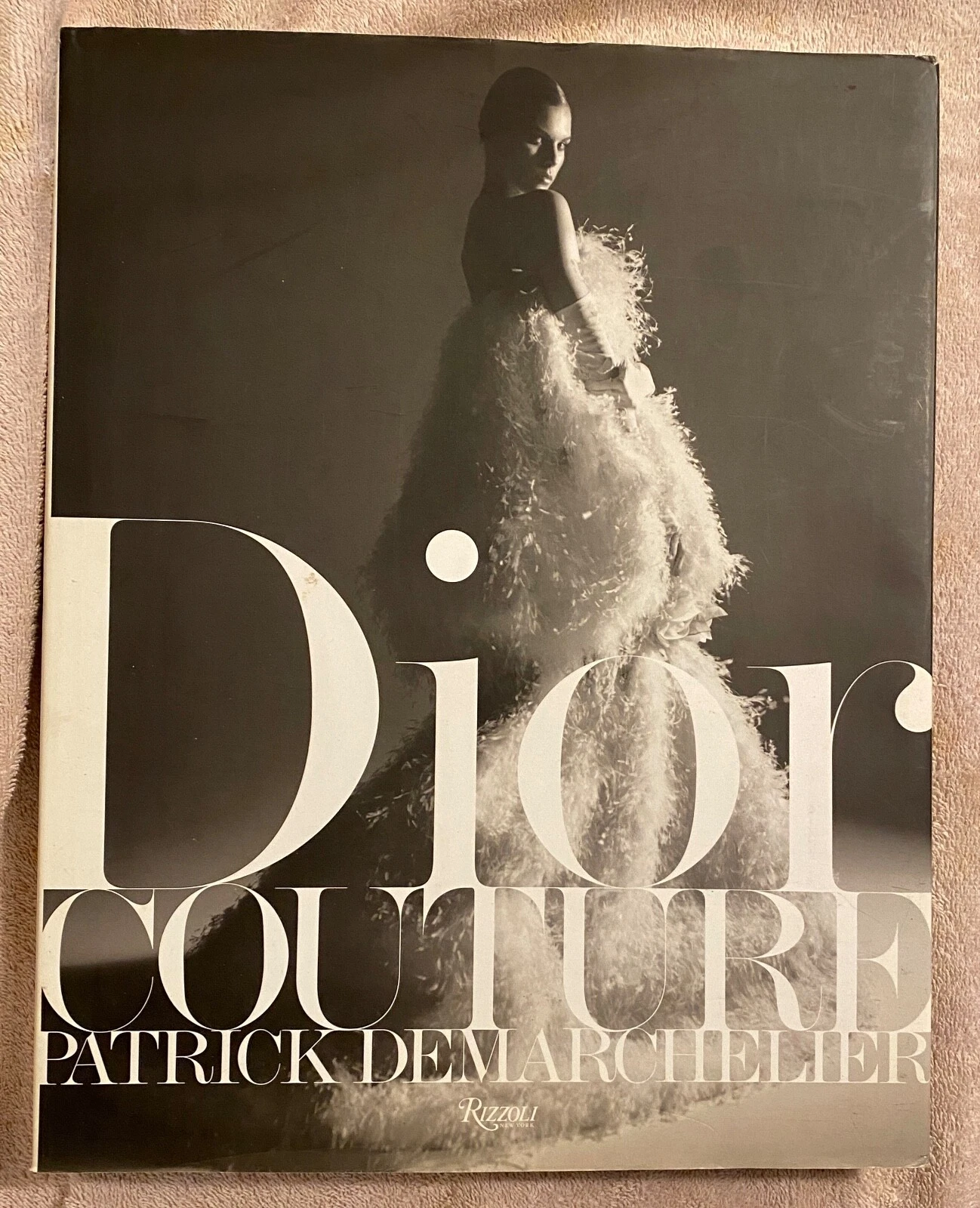 Couverture rigide Dior Couture par Patrick Demarchelie