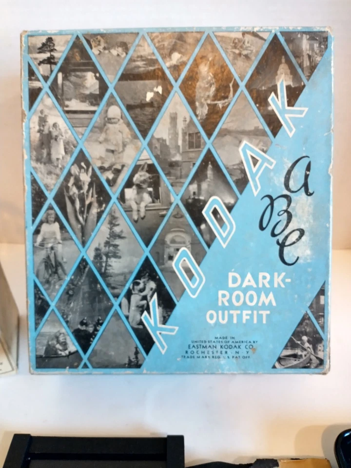 Vintage Kodak Dark Room Outfit ABC With Developer, Tumbler And More. No Bulb. - Image 2 of 4