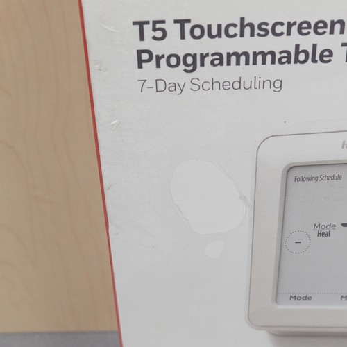 Honeywell T5 Touchscreen Programmable Thermostat RTH8560D 7-Day Schedule New - Picture 2 of 8