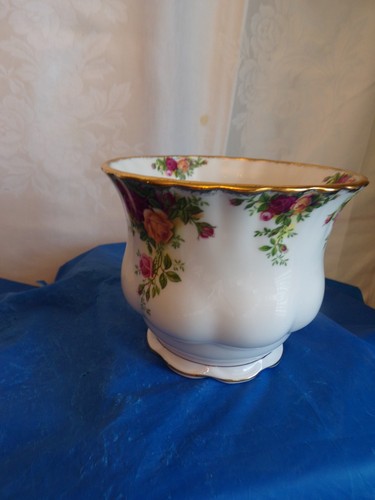 Choice Royal Albert Old Country Roses Bone China Serving Dishes/Planter Pots - Picture 16 of 39