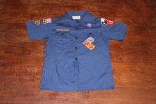 Boy Scouts of America BSA Youth Shirt Blue Medium Sewn Patches Short Sleeve