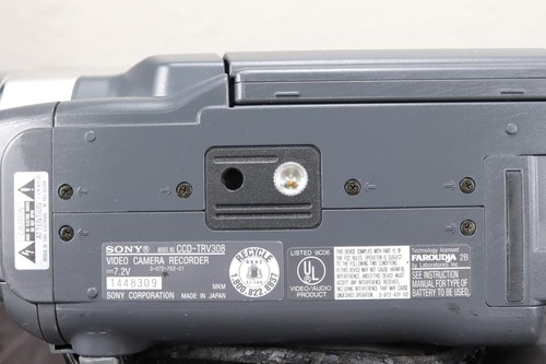 Sony Video Hi 8 Handycam CCD-TRV308 Ladegerät ohne Akku - Bild 8 von 9
