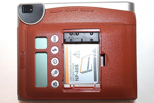 Cámara fotográfica instantánea Fujifilm Instax Mini 90 Neo clásica marrón ENORME paquete ¡COMO NUEVA! - Imagen 10 de 20