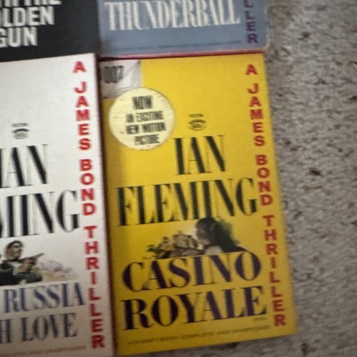 Menge 9 Vintage James Bond 007 Taschenbücher Ian Fleming Signet Moonraker - Bild 10 von 24