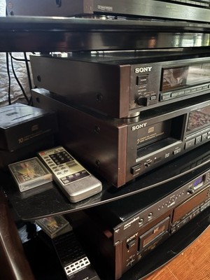 Sony CDP-C90ES Automatic Compact Disc CD Player 10 Disc Magazine Type Rosewood