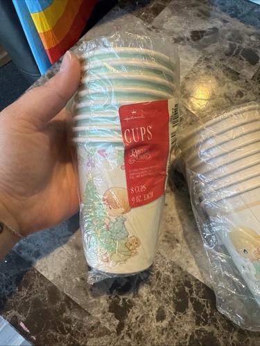 Nagelneue Precious Moments Pappbecher - Bild 2 von 2