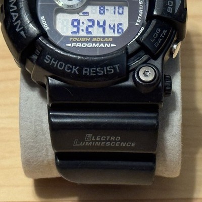 時計 G-SHOCK FROGMAN GW-200RB-1JF BLACK SPOTS Casio G-Shock Frogman 30th Anniversary Titanium Men's Watch