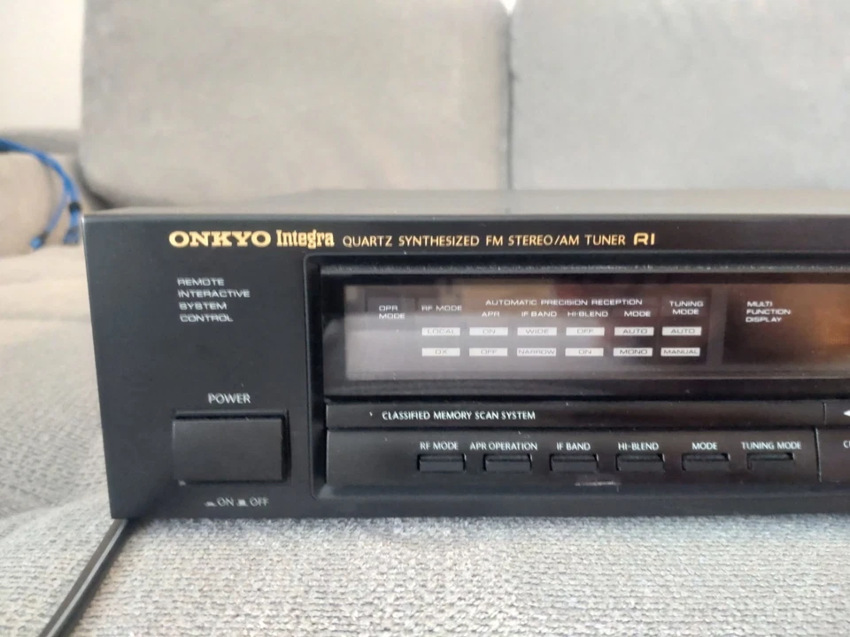 Onkyo - T4650 - Integra, hochwertiger Tuner!   - Bild 2 von 4