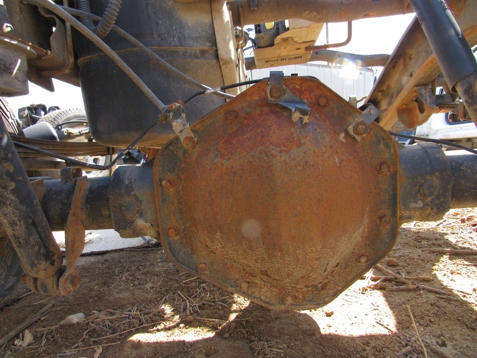 07 08 09 CHEVY SILVERADO 2500 HD REAR DIFFERENTIAL AXLE ASSEMBLY 8 LUG ...