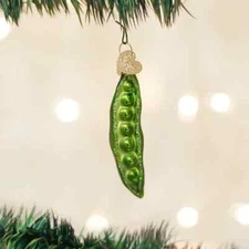 OLD WORLD CHRISTMAS PEAPOD GLASS CHRISTMAS ORNAMENT 28112