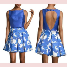 NEW 220 Glamour by Terani Couture  8  Floral Open Back Mini Dress Blue G1065