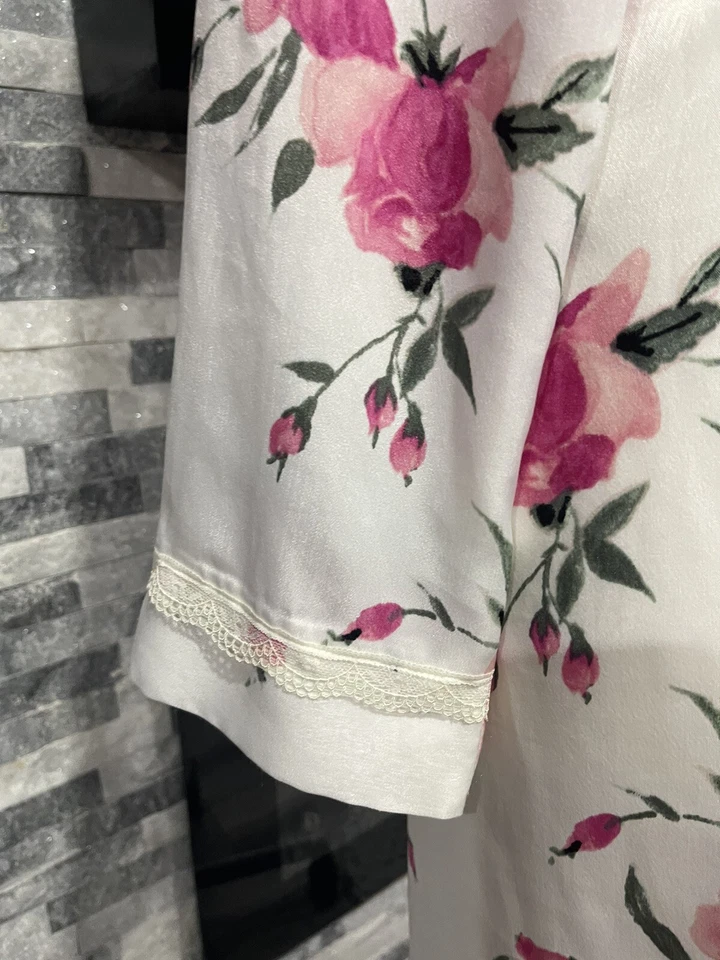 APT 9 Womens Short Kimono Robe Satin White Pink Floral Lace Trim M - Image 3 of 4