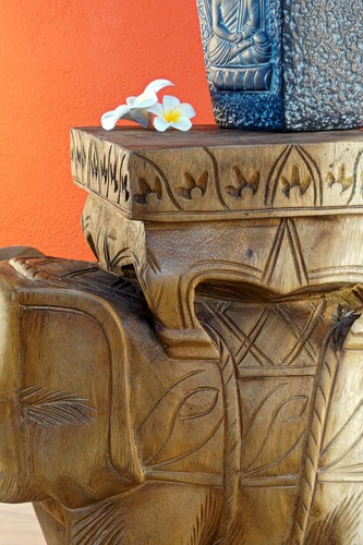 Side Table Elephant Natural Acacia Solid Wood Flower Stool Table Carving - Picture 5 of 6