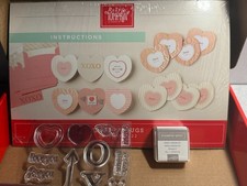 Stampin' Up KISSES HUGS January 2022 Paper Pumpkin Kit