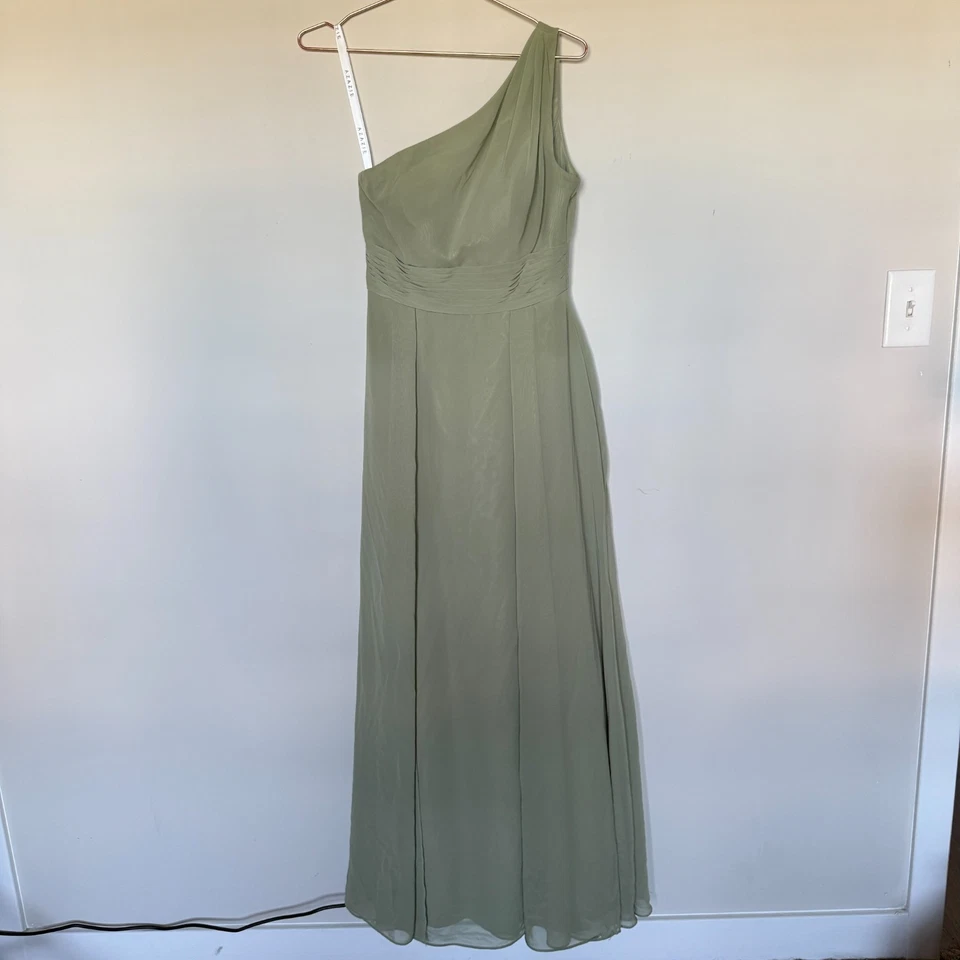 Vestido Azazie Molly A4 Polvoriento Salvia Un Hombro Plisado Gasa Dama de honor Boda Foto 2 de 4