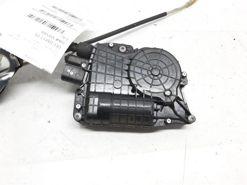 Actuador de pestillo de puerta trasera izquierda cierre suave BMW F10 528i 535i 550i M5 7154515 Foto 4 de 4